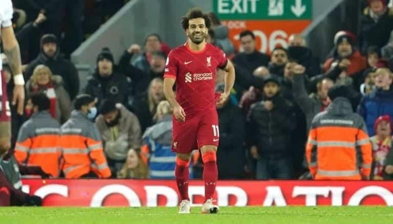 Sigue el Covid haciendo de las suyas en la Premier