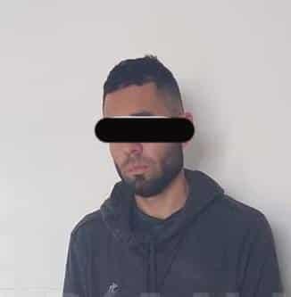 Detienen a empleado de tienda por robo