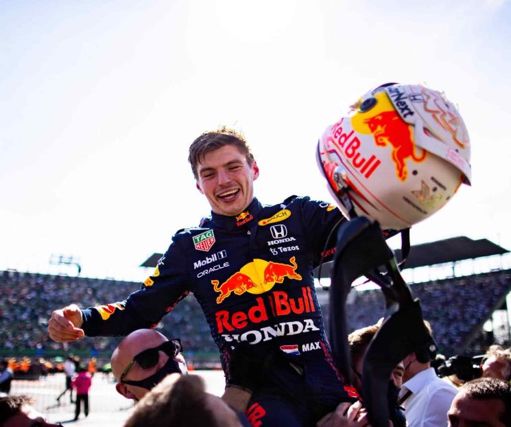 Max Verstappen es el mejor piloto del mundo: Ecclestone