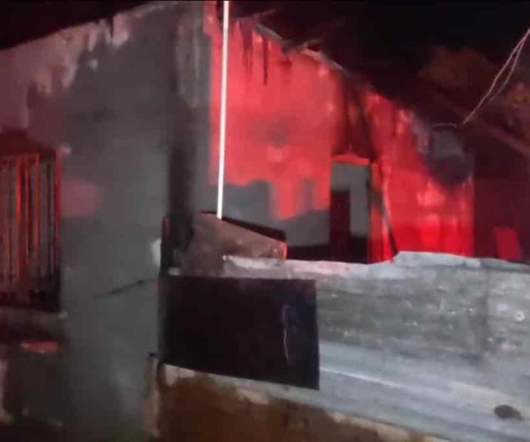 Muere calcinado al arder su casa