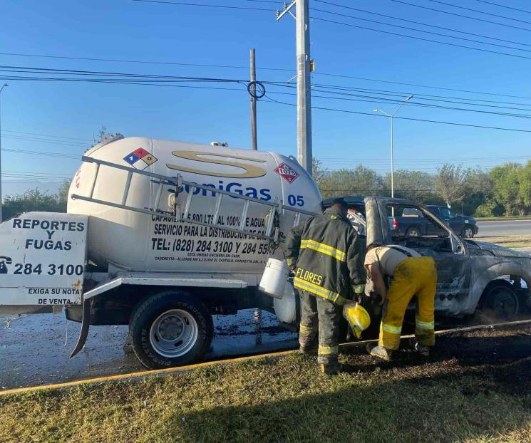 Causa pánico incendio de pipa