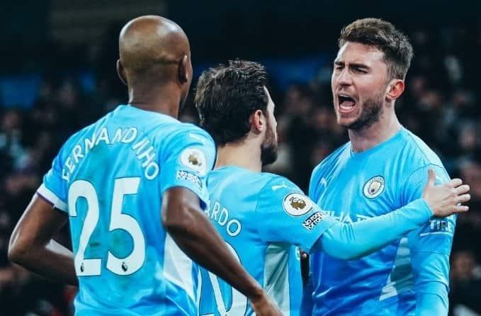 Sigue líder el City en EPL; golean a Leicester
