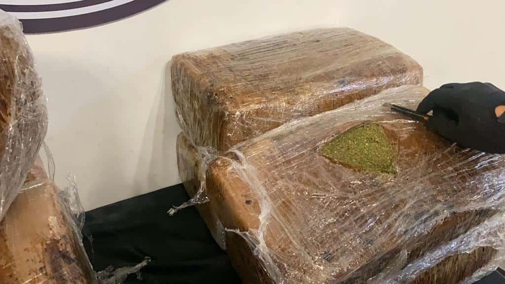 Decomisan 40 kilos de mariguana