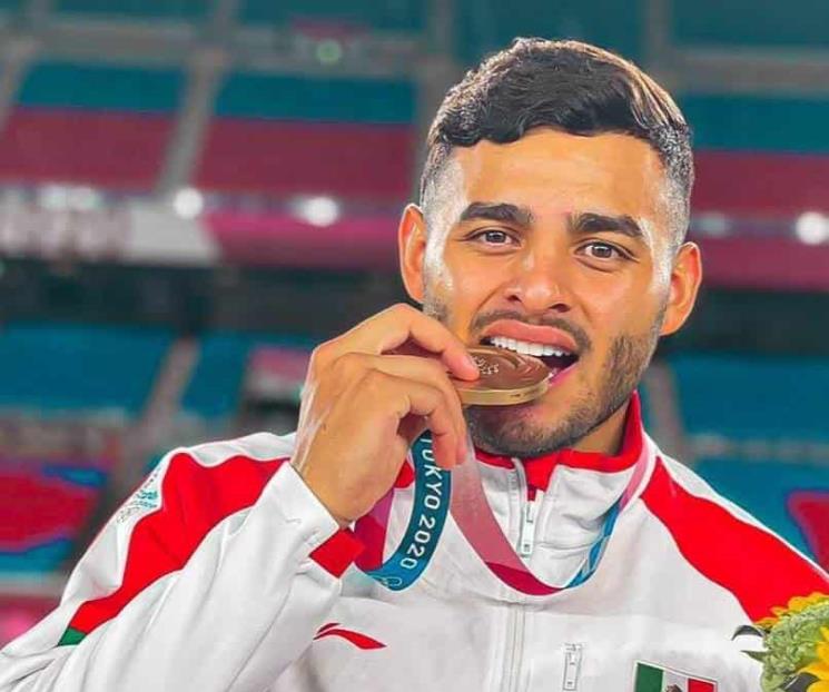 Alexis Vega estaría cerca de Rayados