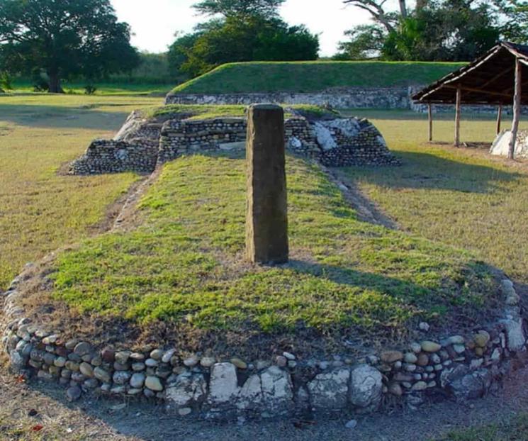 Desentierran secreto del monumento 32