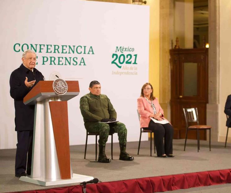 AMLO respalda con porra a Gatell