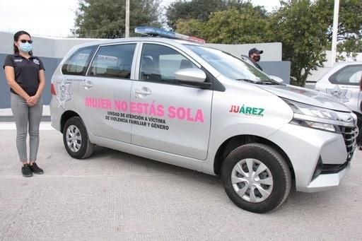 Entregan patrullas para casos de violencia familiar