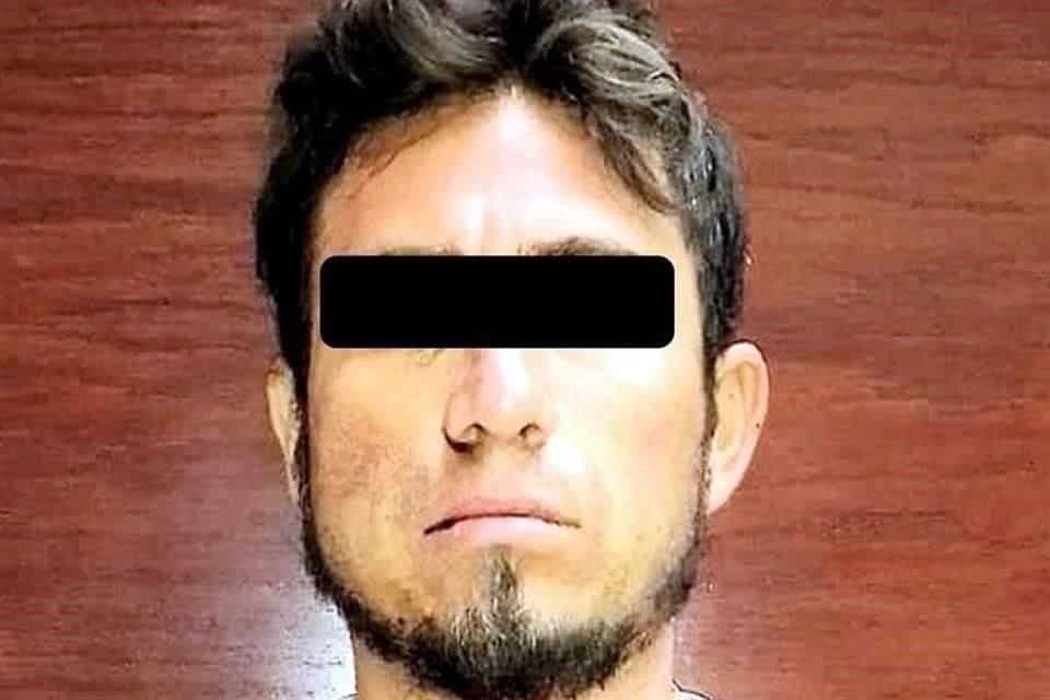 Detienen a delincuente, que golpeó a un jovencito, para robarle un teléfono celular