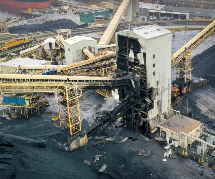 Fuerte explosión en planta de carbón sacude a Baltimore