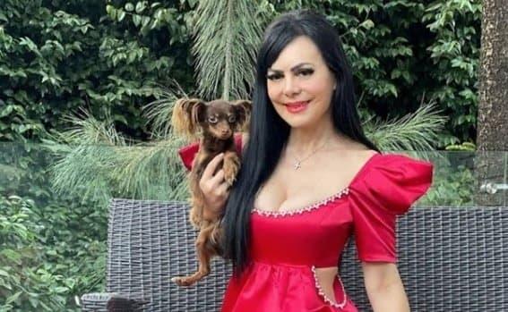 Critican rostro y vestido de Maribel Guardia