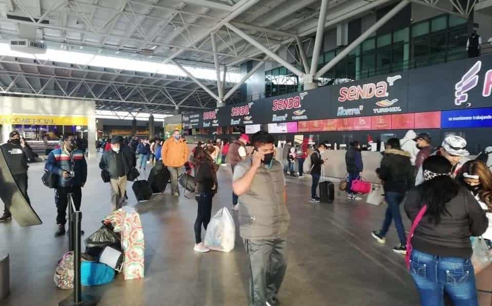 Abarrotan viajeros Central de Autobuses