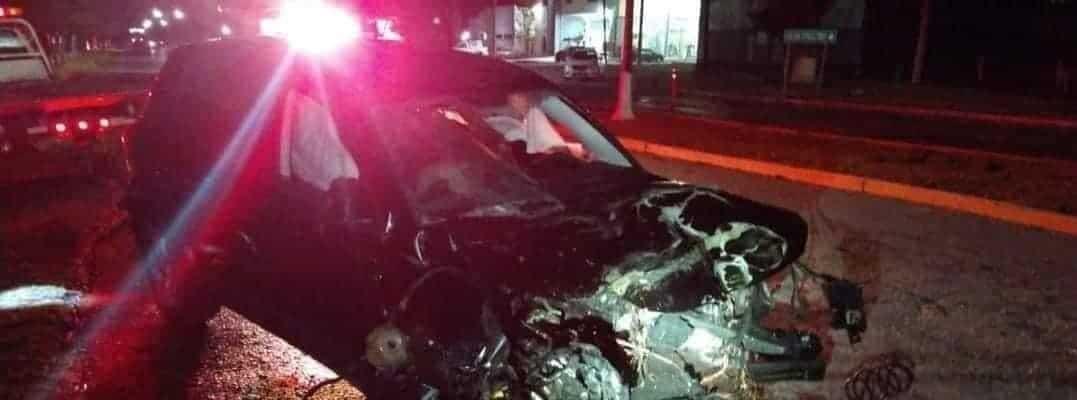 Enfermera queda grave en volcadura en General Terán
