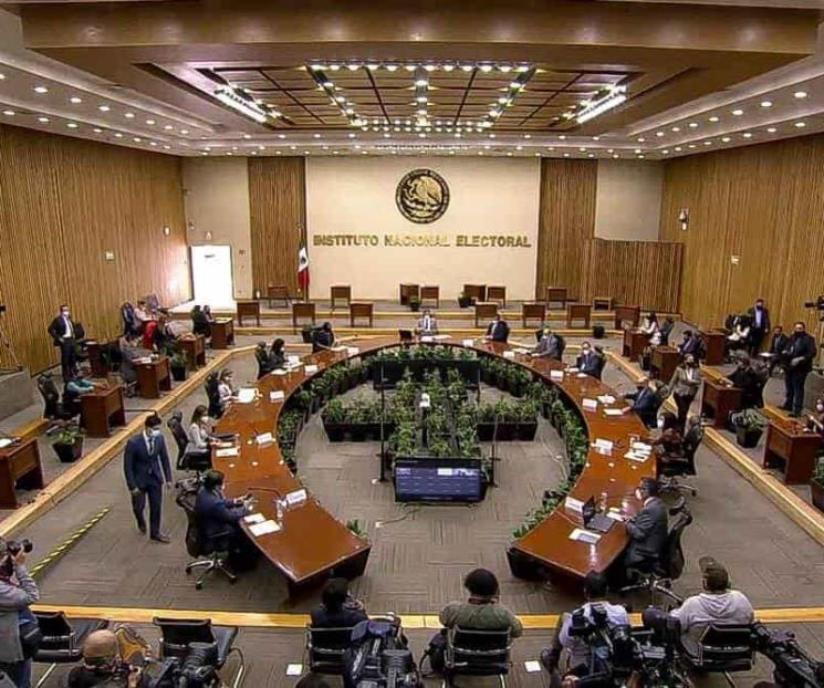 Retiran freno a revocación; INE acatará orden de Corte
