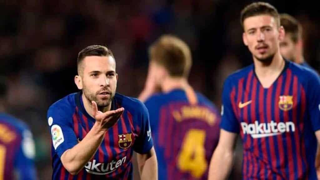 Recupera Barcelona a dos que tenían Covid-19