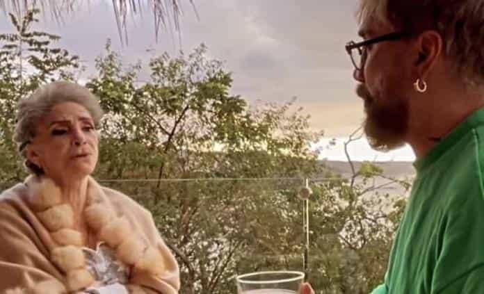 El Potrillo y Cuquita cantan juntos