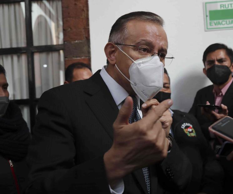 Toman riendas de municipios en quiebra
