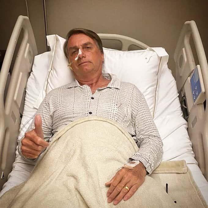 Jair Bolsonaro fue hospitalizado de urgencia
