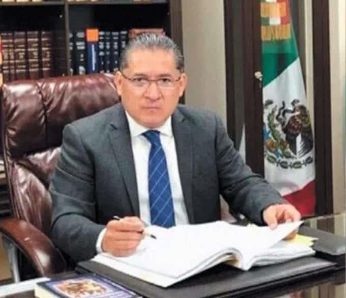 Atacan a balazos a juez federal y su hijo en Morelos