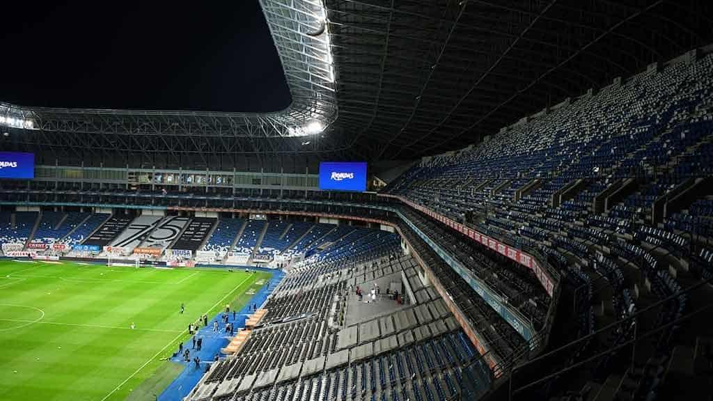 Volvería el futbol a puerta cerrada