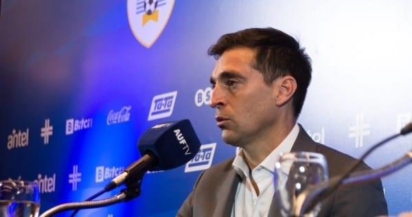 Presentan a Diego Alonso como DT de Uruguay