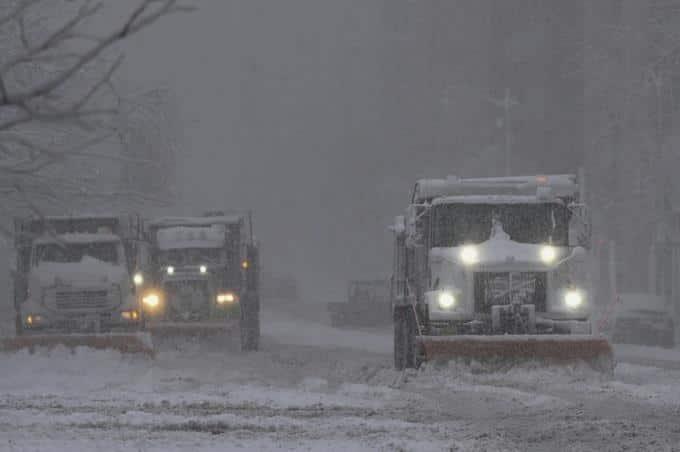 Nevada en EU deja varados a automovilistas casi 20 horas