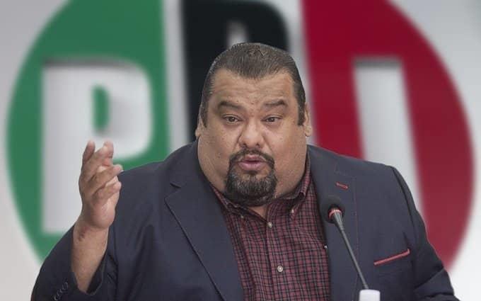 Dictan formal prisión por trata a exlíder del PRI