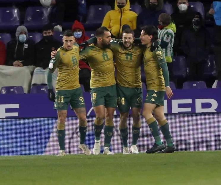 Avanzan Lainez y Guardado con Betis en Copa del Rey