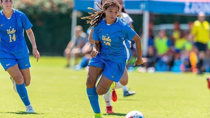 Interesa Mía Fishel en Tigres Femenil