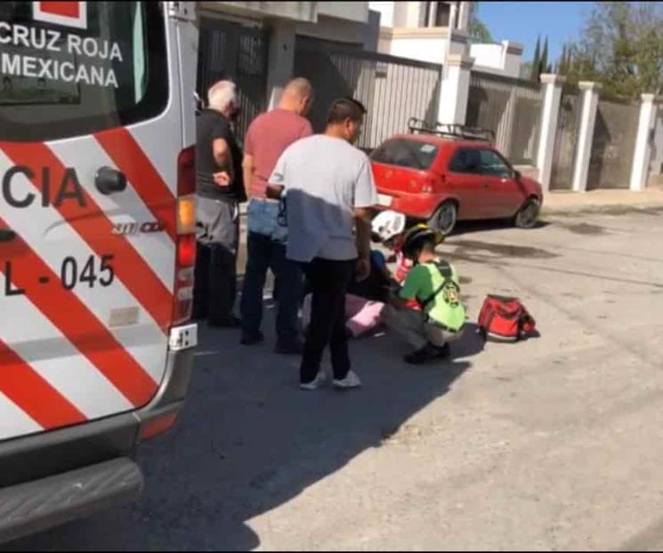 Mujer se lesiona en caída en Allende