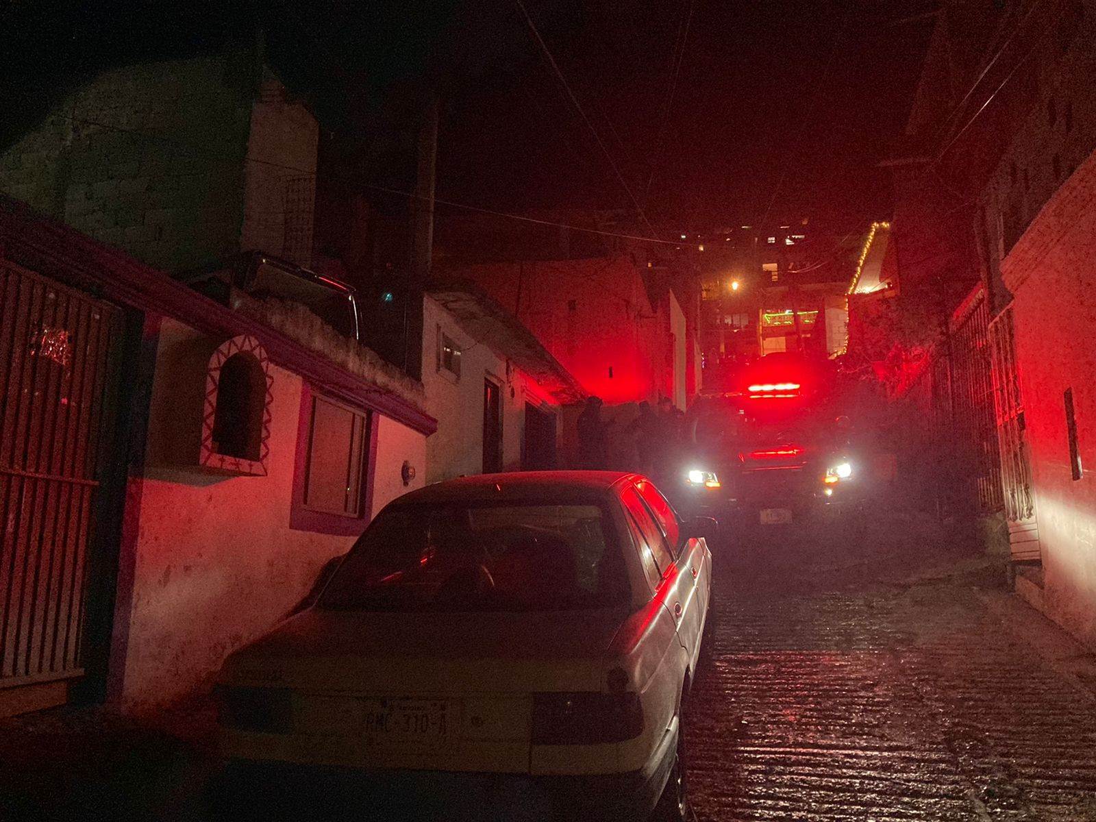 La mujer fue privada de la vida por impactos de arma de fuego, en su domicilio