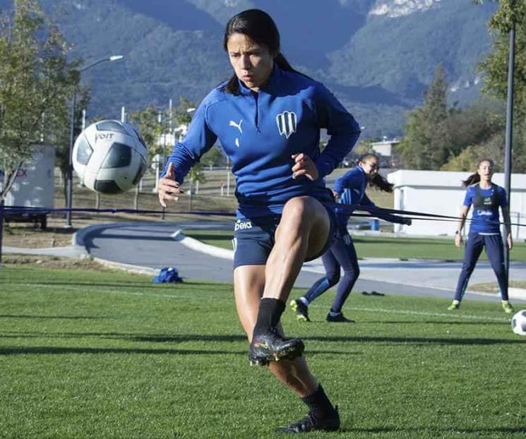 No cesan Rayadas en su preparación para el Torneo CL22