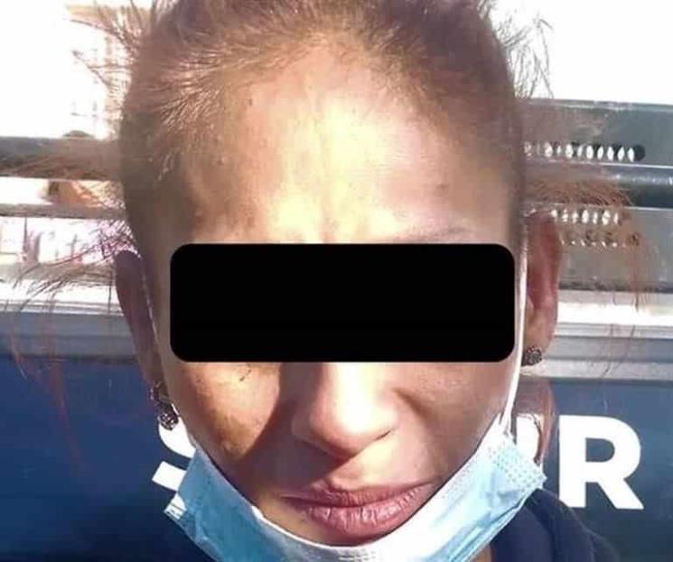 Intentan asaltar tienda; los detienen