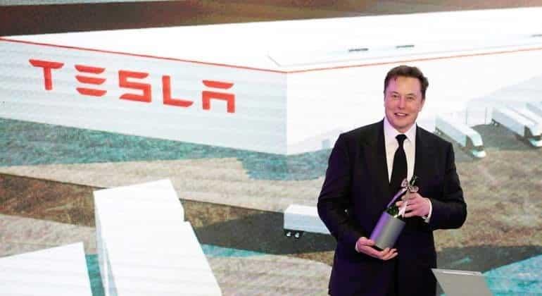 Cómo Musk creó su fortuna antes de Tesla, SpaceX o PayPal