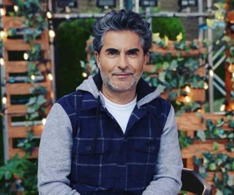 Raúl Araiza tiene Covid-19
