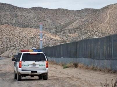 Representa desierto de Sonora en cementerio para migrantes