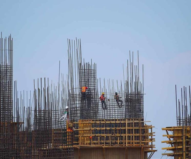 Construcción y manufactura frenan recuperación industrial