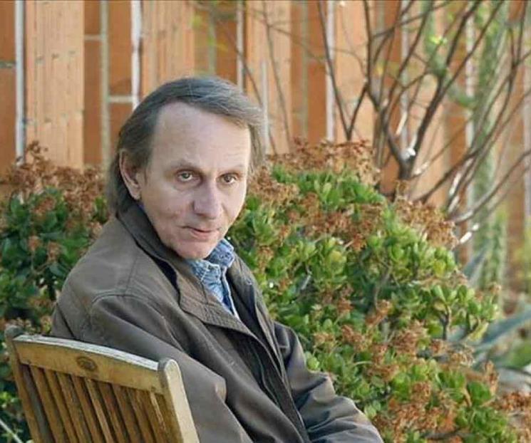 Presenta Michel Houellebecq su nueva novela