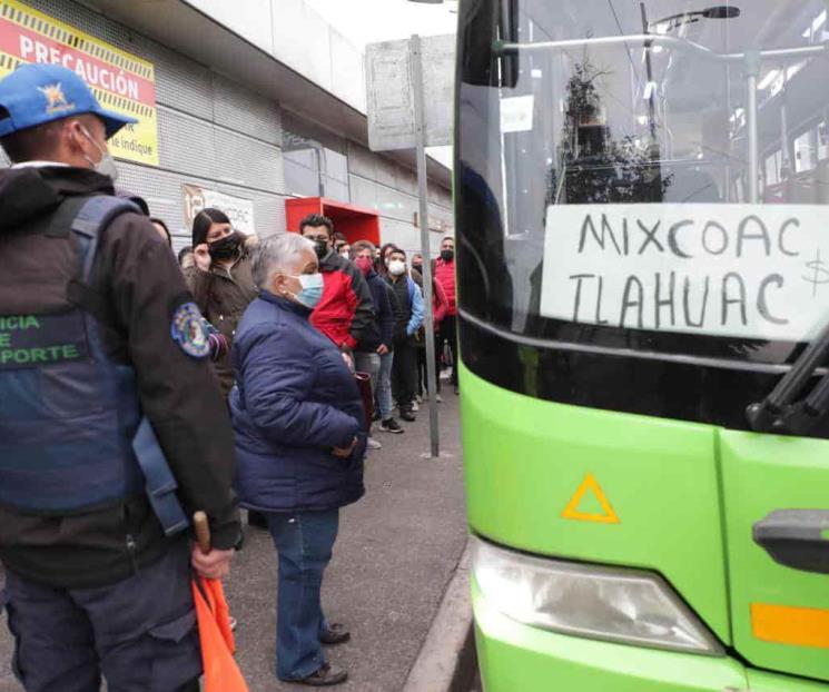 Se reduce afluencia en transporte por repunte