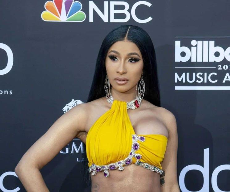 Cardi B revela que estuvo a punto de cometer suicidio