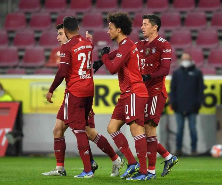 Llega Lewandowsky a 300 goles en la Bundesliga