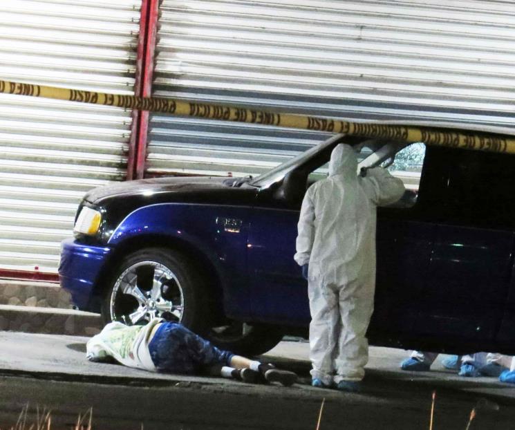 Ejecutan a comediante y a otro hombre