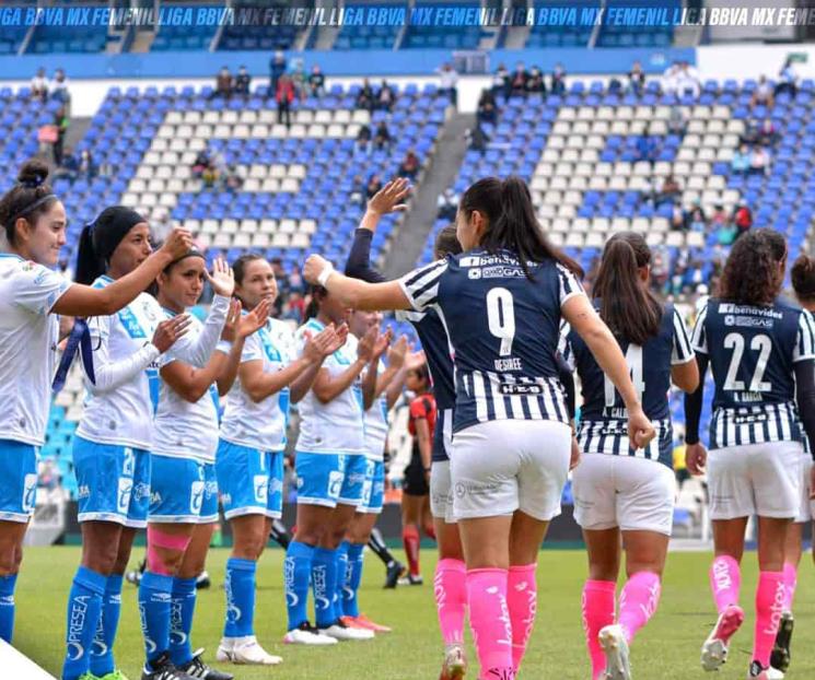 Les hacen el pasillo a las campeonas Rayadas