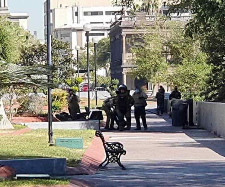 Alarma supuesta bomba en la Macroplaza Alarma supuesta bomba en la Macroplaza