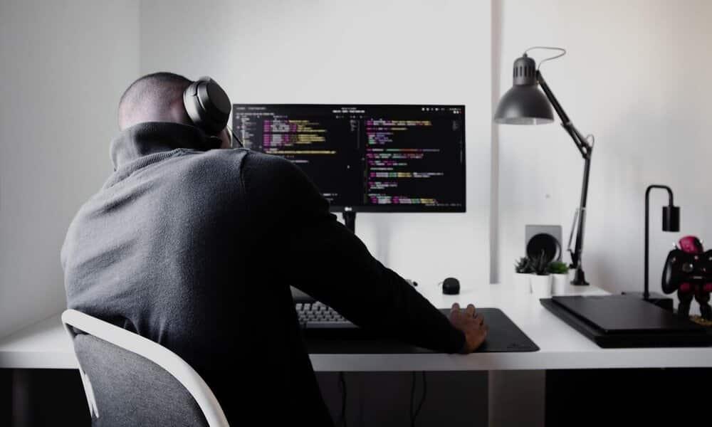 Desarrollador corrompe dos librerías open source que creó
