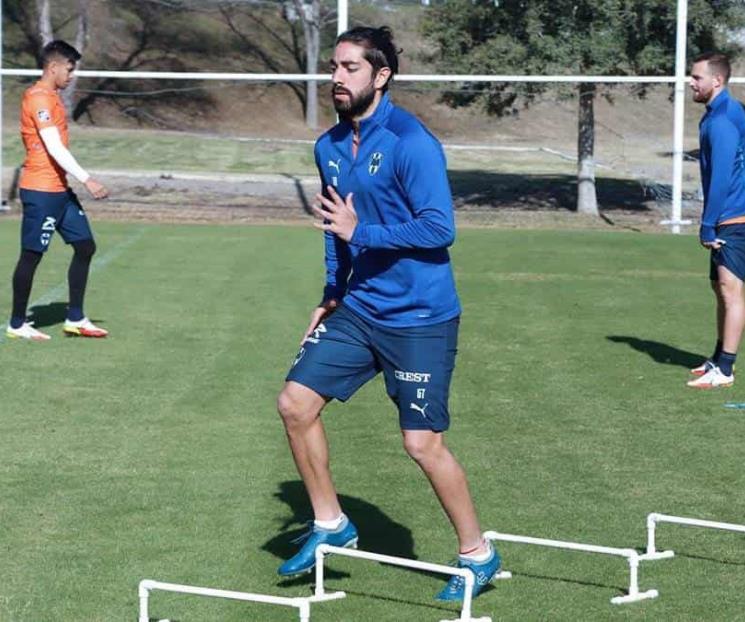 Vuelven Rayados a entrenamientos en El Barrial
