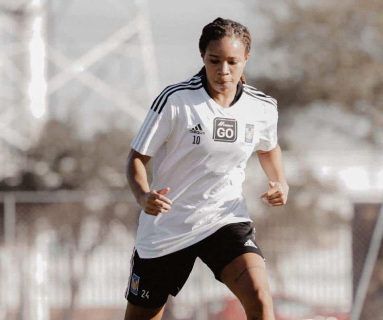 Ya entrena Mía Fischel en Tigres Femenil