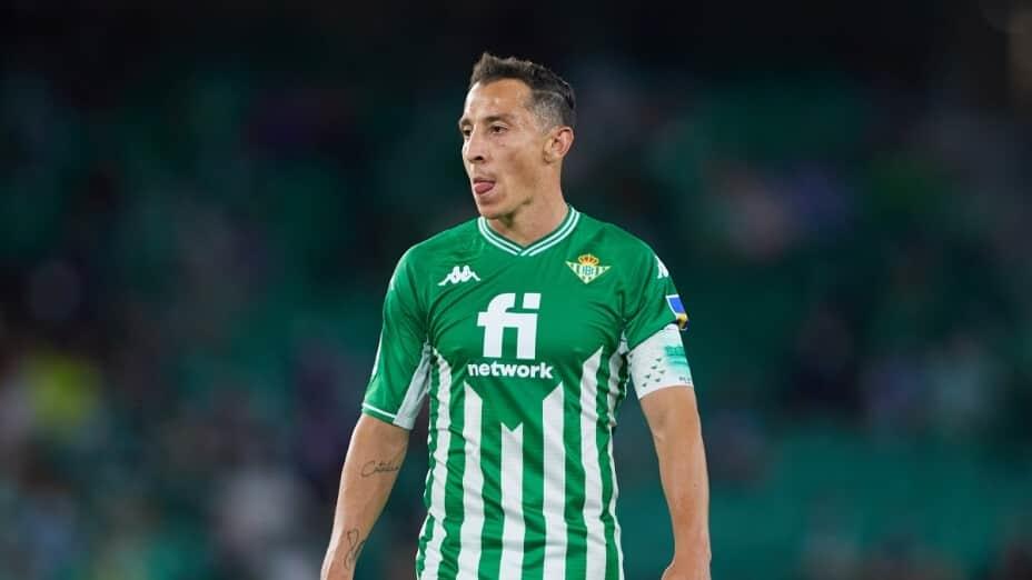 Gana el Betis de mexicanos y son terceros en España