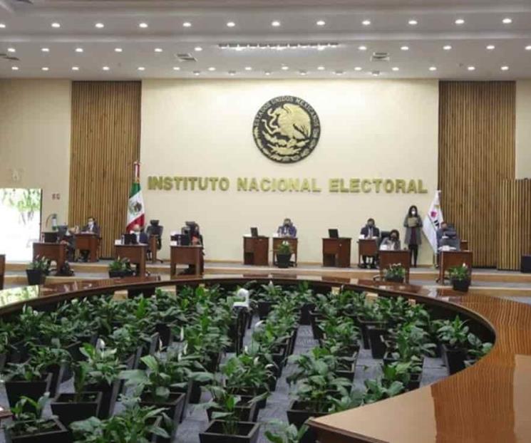 Admite SCJN reclamaciones del INE contra revocación