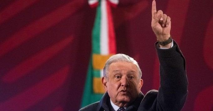 Insiste AMLO que INE recorte gastos