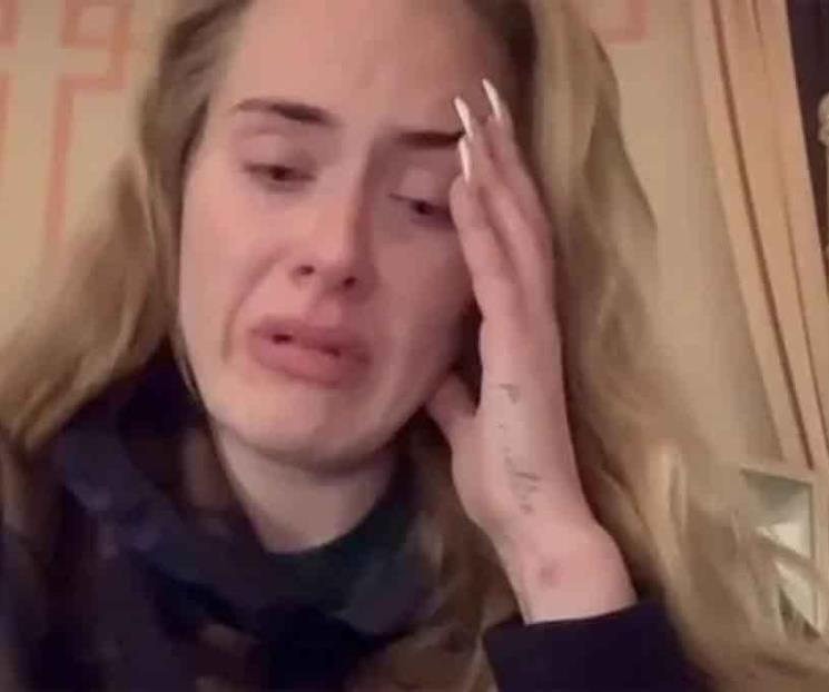 Entre lágrimas Adele cancela shows en La Vegas